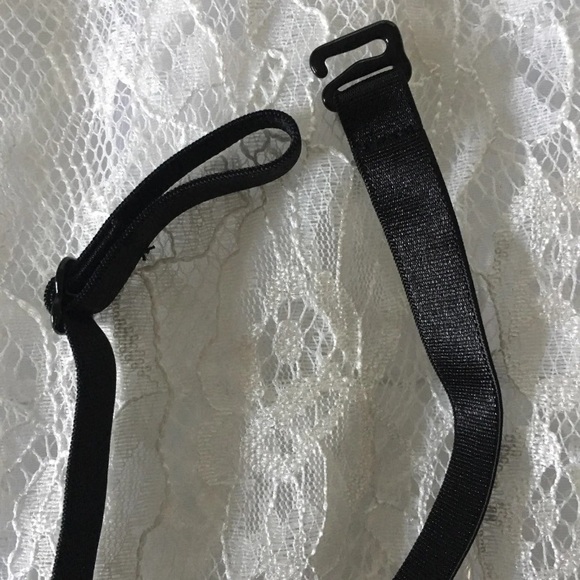 New! Black Halter Strap Cage Bra - Picture 5 of 9